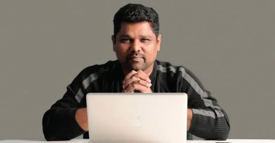 Girish Mathrubootham - Hire 20 CRM Experts for Your Business