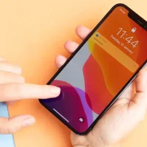 iPhenomenal 300x300 - iPhenomenal: 17 Fun Facts About iOS