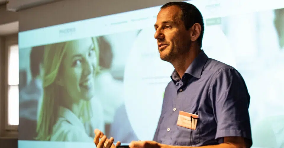 Alex Buchner - 16 Top Moodle Experts Building Better eLearning