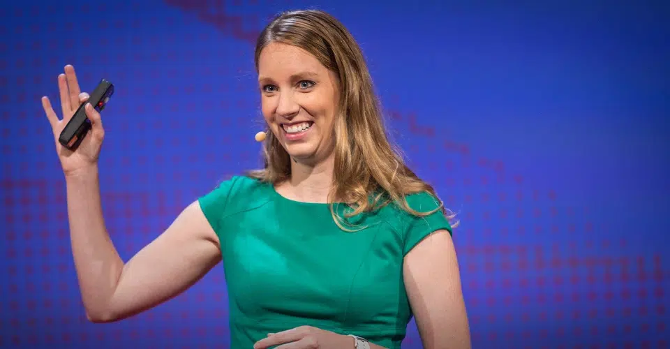 Lisa Seacat DeLuca - 12 PhoneGap Experts to Bridge Your App Ideas
